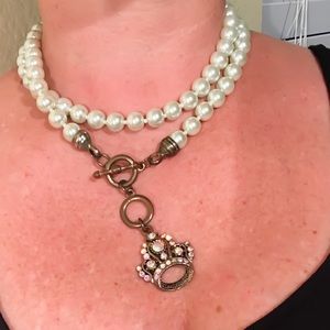 Pearl Necklace with Rhinestone Crown Pendant